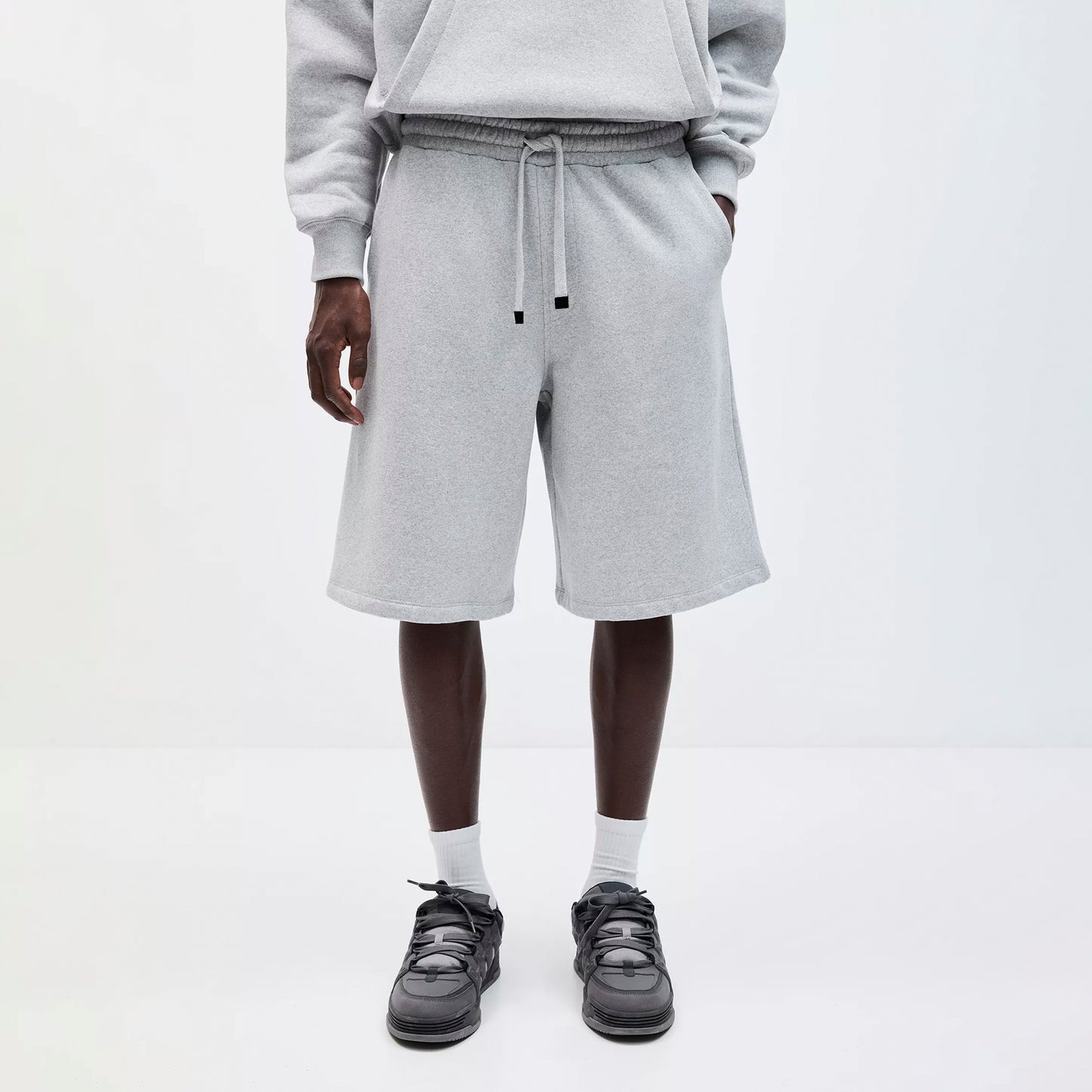 Grey skater jogger Bermuda shorts