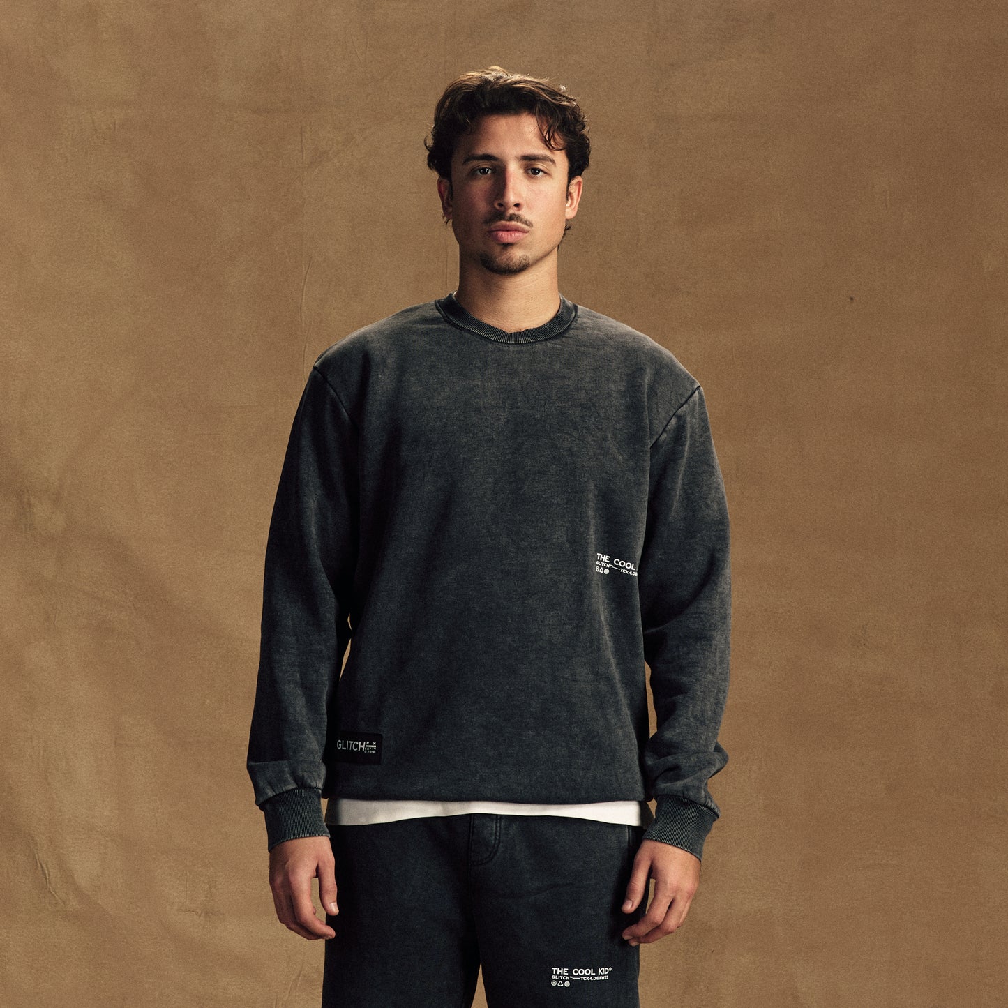 TCK.4 Black Crewneck